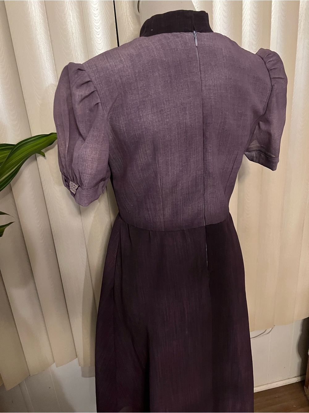Barong Tagalog Elegant Purple Embroidered Midi Dress with Short Sleeves - Picture 5 of 6